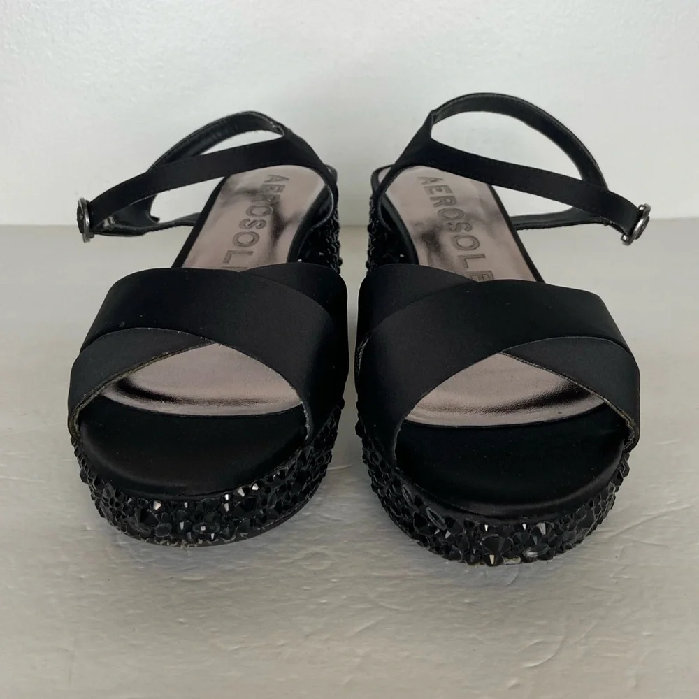 AEROSOLES very made china